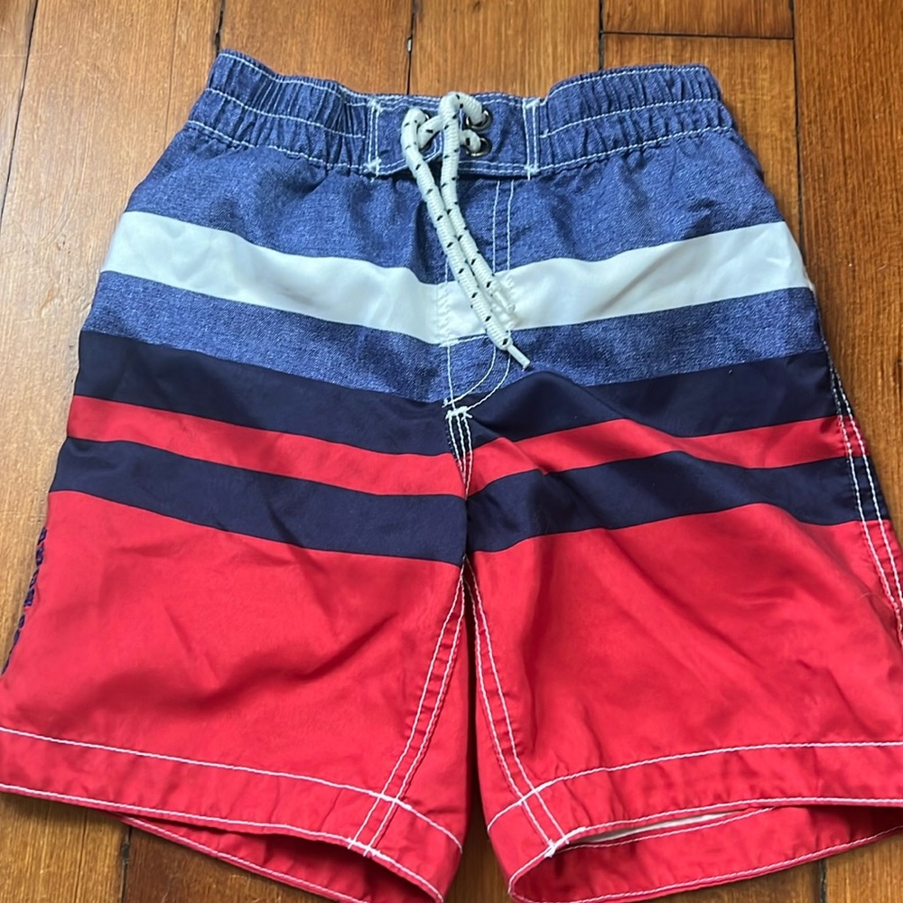 GAP kids size 4 swim trunks